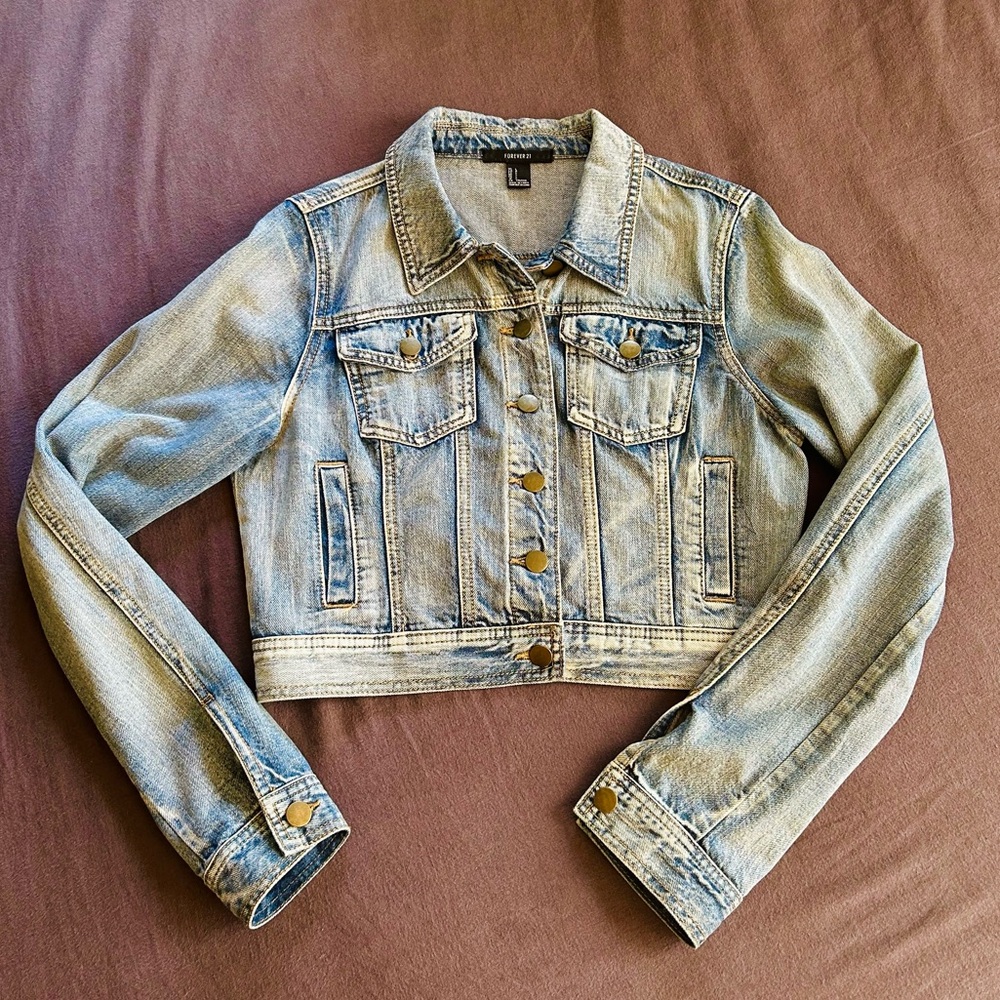 Forever 21 Crop Denim Jacket Large